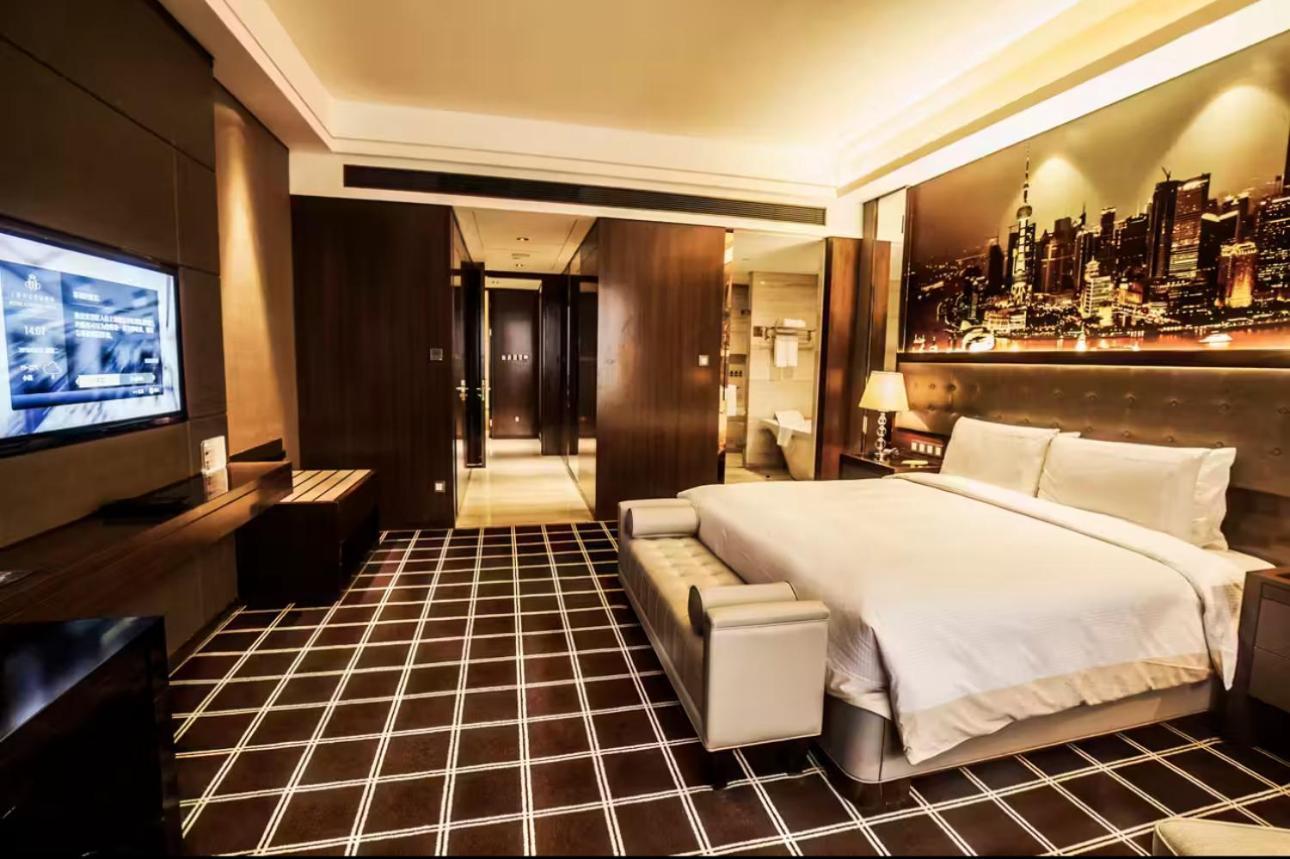 Royal Century Hotel Shanghai Bagian luar foto