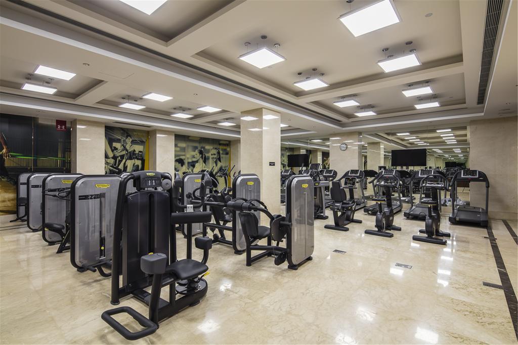 Royal Century Hotel Shanghai Bagian luar foto