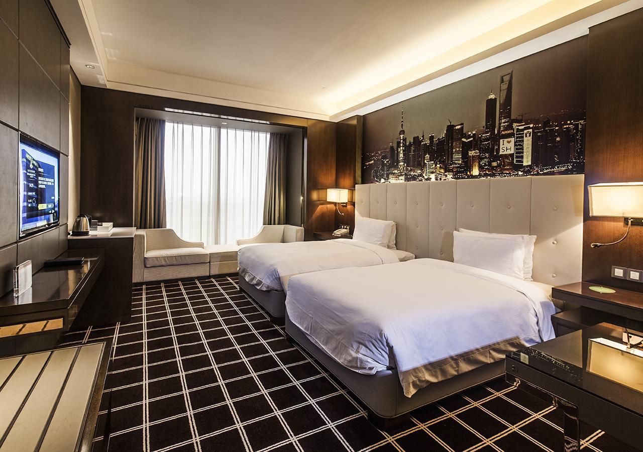 Royal Century Hotel Shanghai Bagian luar foto