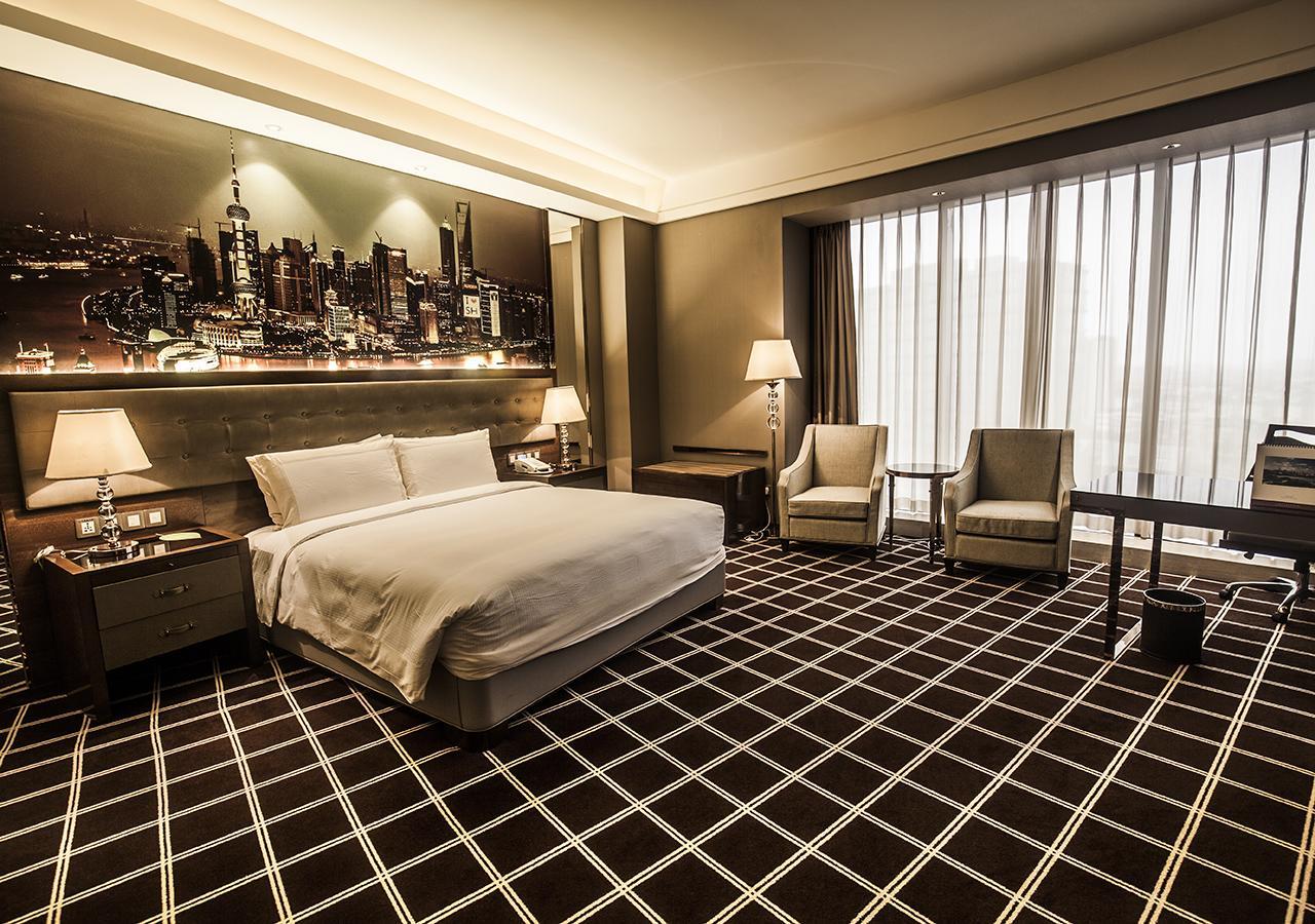 Royal Century Hotel Shanghai Bagian luar foto